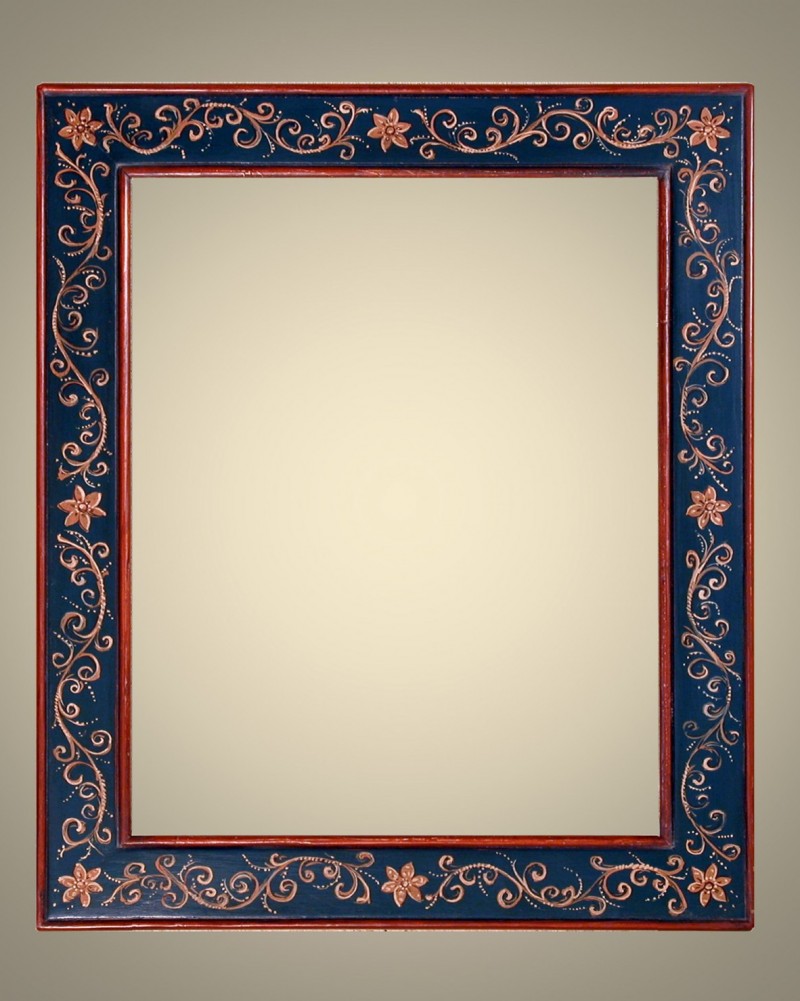 Cornici Laccate - oro a guazzo - 668/8 - Cornice in legno di tiglio massello laccata e dipinta a mano. Rifinita con patine e cere naturali. Oltre che nelle misure standard, questo modello Ã¨ disponibile anche in misure a richiesta.  Caratteristiche tecniche:Larghezza: mm 80Altezza: mm 20Altezza Battuta: mm 12 - Cornici artigianali - Casa d'Arte - Bra (CN)