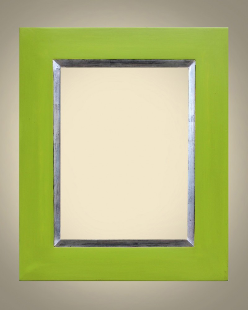 Cornici Laccate - oro a guazzo - 637/9 868 S/ Argento - Cornice in legno di tiglio massello laccata con doppio bordo in argento fino a guazzo lucidato e brunito con pietre dâ€™agata. Rifinita con patine e cere naturali.Oltre che nelle misure standard, questo modello Ã¨ disponibile anche in misure a richiesta ed in asta. Disponibile in  altri colori e finiture. Caratteristiche tecniche:Larghezza: mm 90Altezza: mm 35Altezza Battuta: mm 28 - Cornici artigianali - Casa d'Arte - Bra (CN)