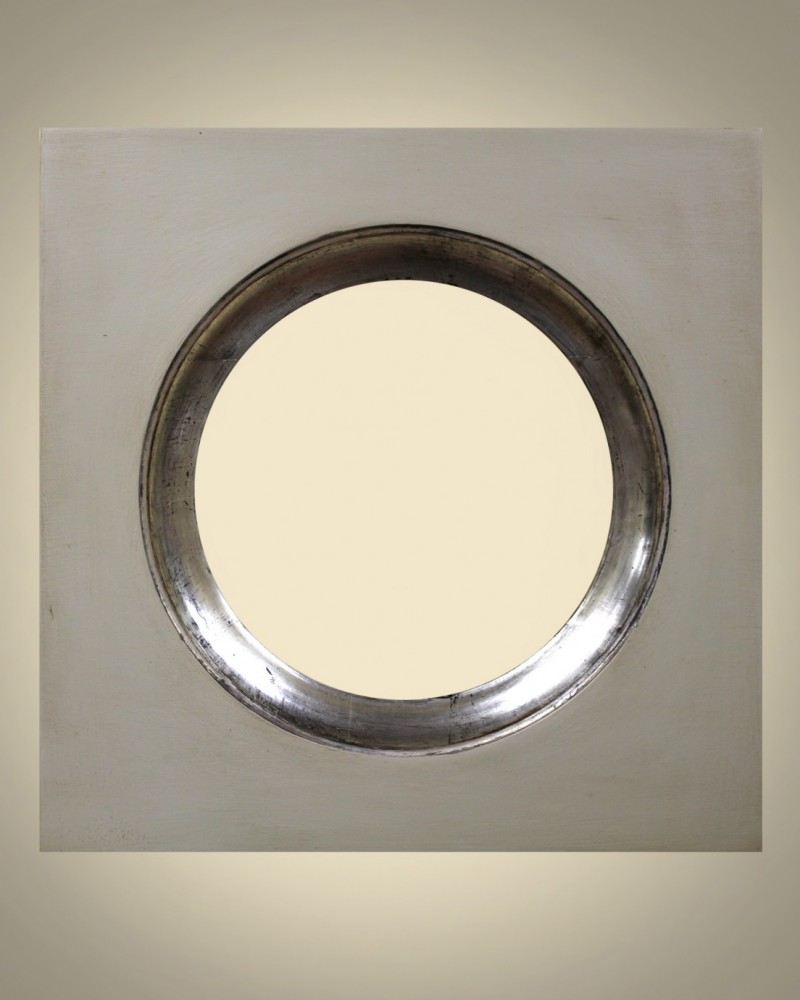 Cornici Speciali - 905 Laccato 154 S/ Argento - Cornice in legno di tiglio massello con&nbsp; tondo&nbsp; laccata a mano con bordo interno in argento fino a guazzo, lucidato con pietre dâ€™agata e ossidato. Rifinita con patine e cere naturali.A richiesta possibilitÃ  di altre misure e diametri. Disponibile in  altri colori e finiture. Caratteristiche tecniche : misura esterna: mm 325 x mm 325diametro :          mm 200 - Cornici artigianali - Casa d'Arte - Bra (CN)