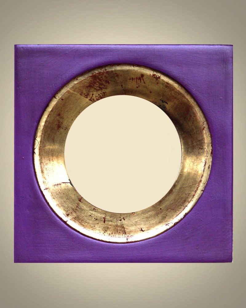 Cornici Speciali - 901 diam. 9 485 s/ Oro - Cornice in legno di tiglio massello con  tondo  laccata a mano con bordo interno in&nbsp;oro a guazzo, lucidato con pietre dâ€™agata e ossidato. Rifinita con patine e cere naturali.A richiesta possibilitÃ  di altre misure e diametri. Disponibile in  altri colori e finiture. Caratteristiche tecniche : misura esterna: mm&nbsp;160 x mm 160diametro :          mm 90 - Cornici artigianali - Casa d'Arte - Bra (CN)